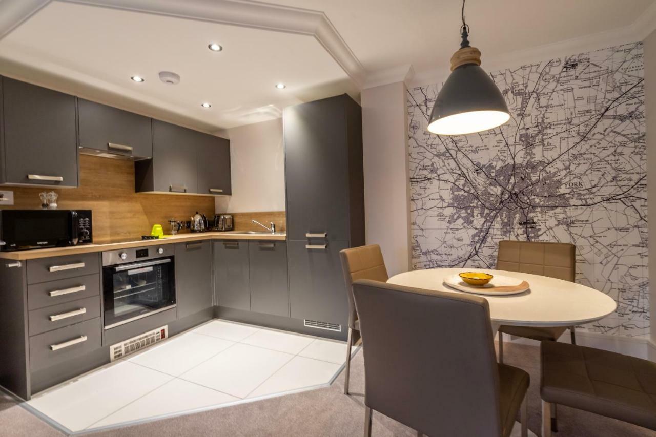 2 London Mews Apartment York Bagian luar foto